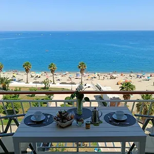  Appartamento Maremare, Really On The Beach, With Private Parking